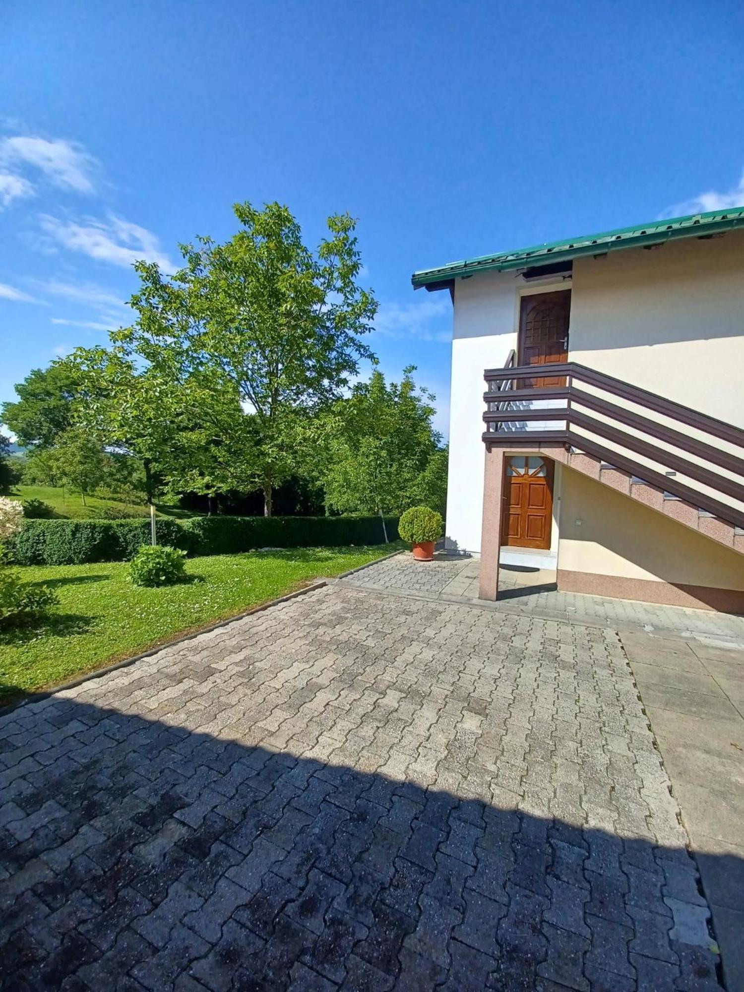 Bed & Breakfast Helena Grabovac  Extérieur photo